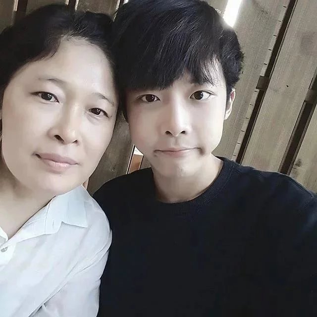 洪壮阅炎