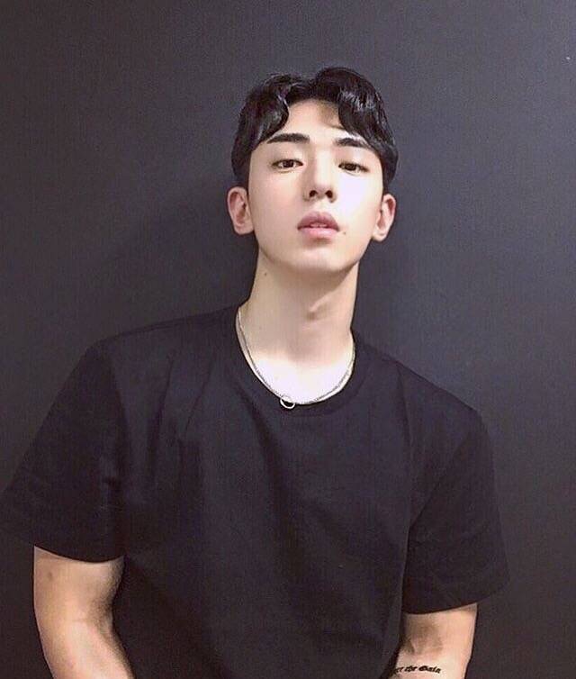 阎先艺彬