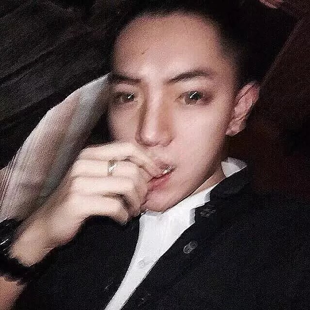 周天杰承