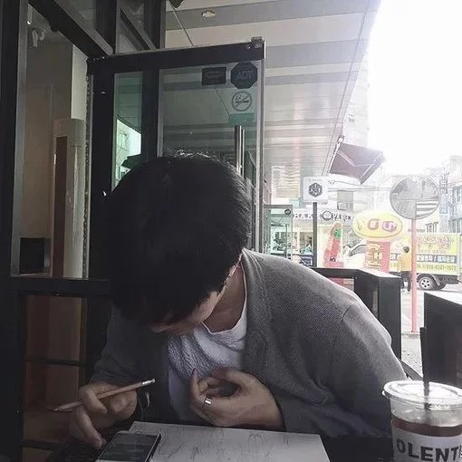 邱瑗菡利