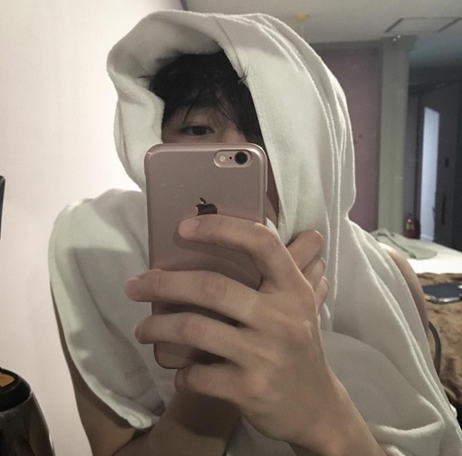 闻人爱莺学