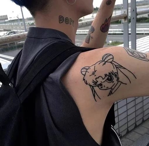 田琳璐哲
